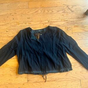 Light cropped top! Material is light and see through, great top for layering!